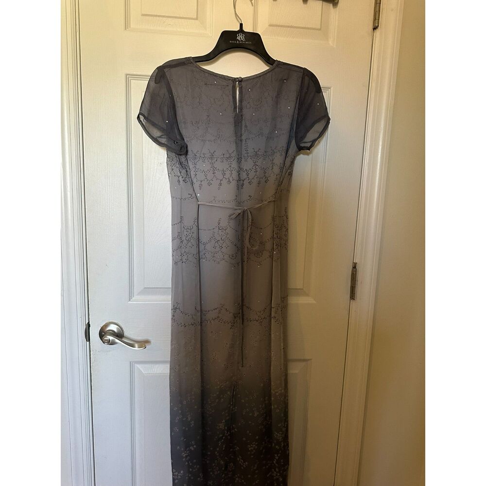 All That Jazz Embellished Dress – Gray Ombre – Short Sleeve – Size 7/8